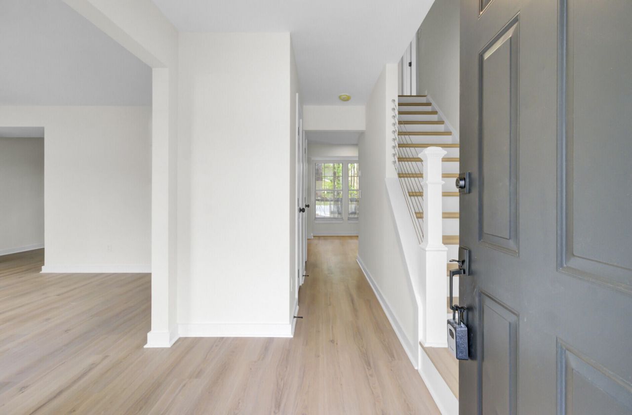 213 Alydar Court Photo 9