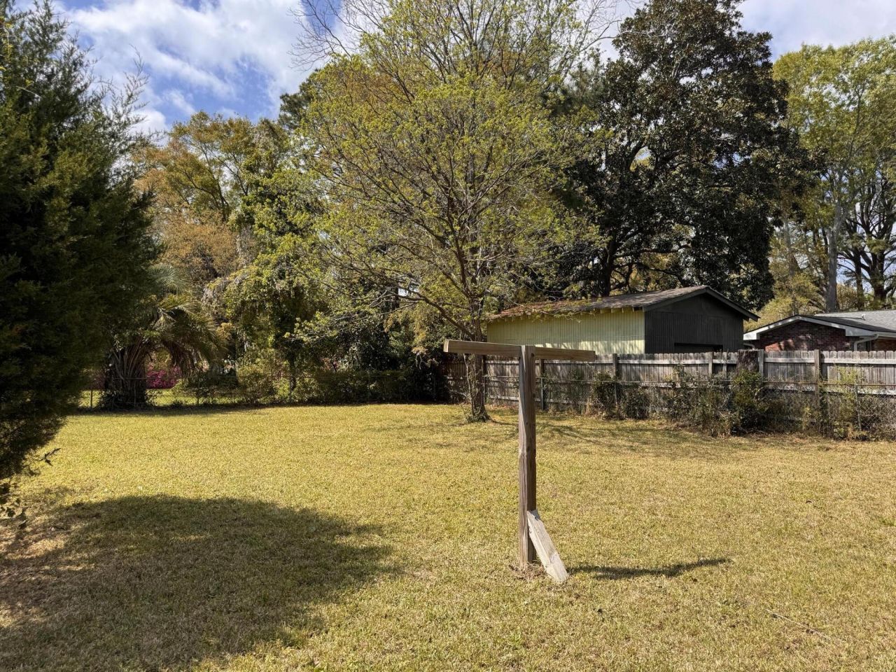 1106 Barrett Road Photo 15