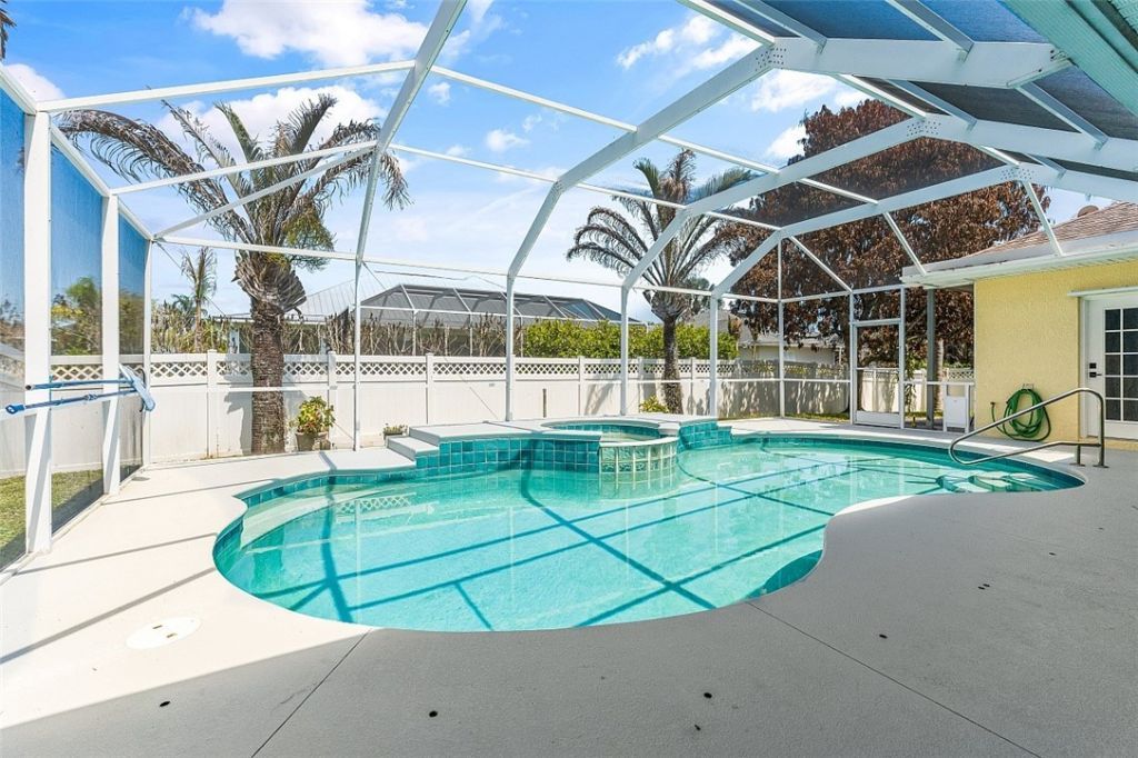 6576 35th Place, Vero Beach, FL 32966 Photo