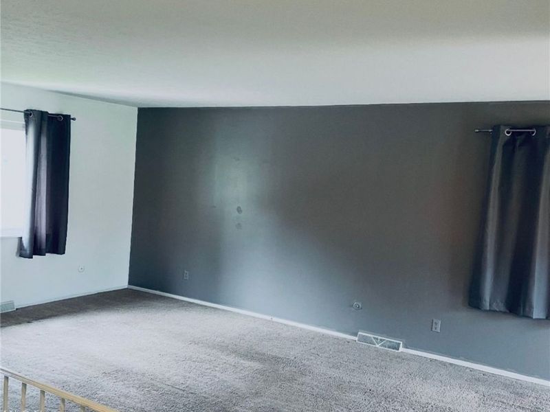 4706-4710 Maple Spur Drive, Stow, OH 44224 Photo 3