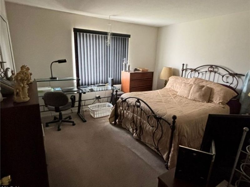 4706-4710 Maple Spur Drive, Stow, OH 44224 Photo 5