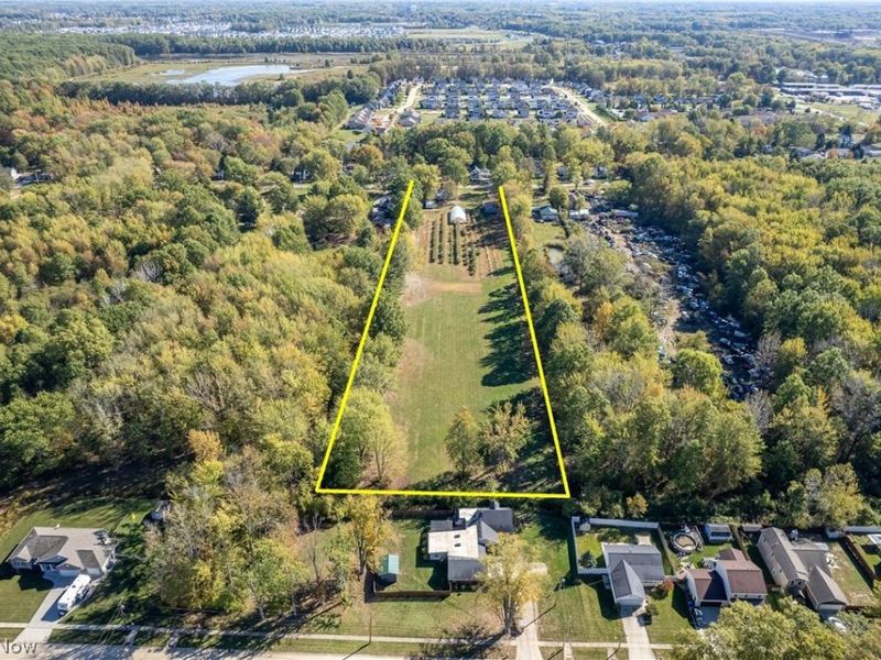 7168 Case Road, North Ridgeville, OH 44039 Photo 3