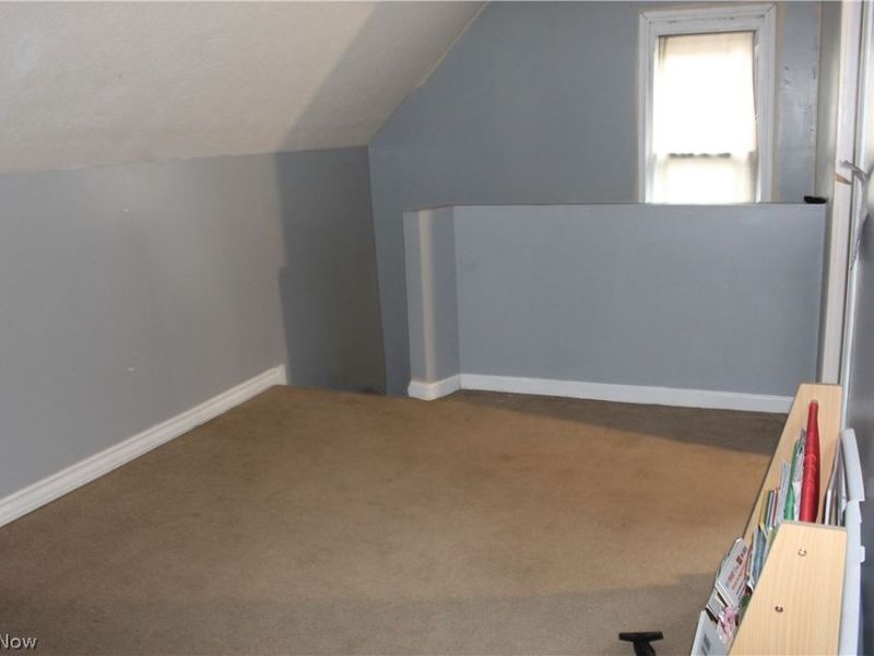 124 E 32nd Street, Lorain, OH 44055 Photo 9