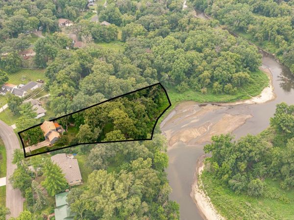 2645 Riverside Lane NE, Rochester, MN 55906