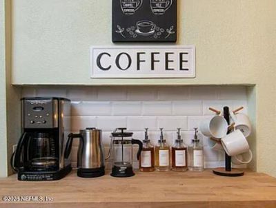 6453 Wayne Street, Saint Petersburg, FL 33702 Photo