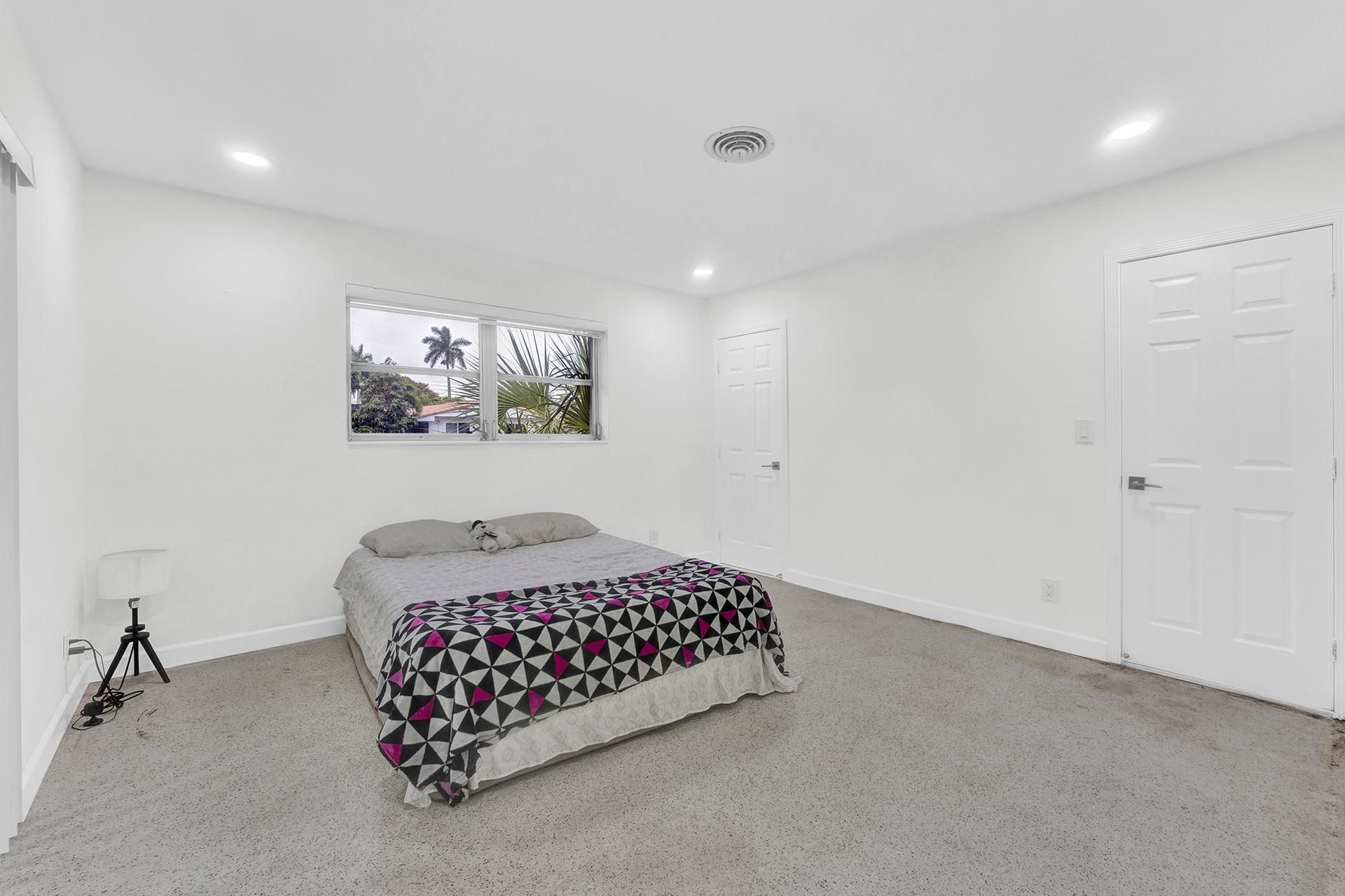 5921 NE 15th Avenue, Fort Lauderdale, FL 33334 Photo