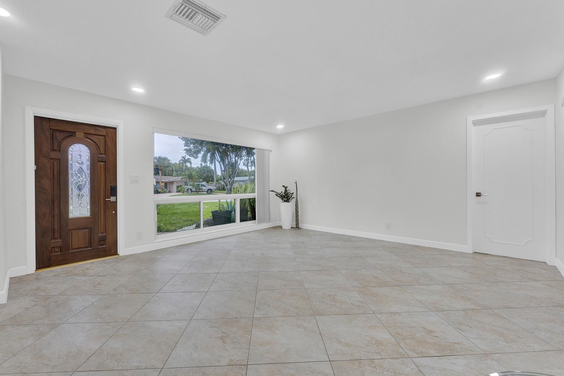 5921 NE 15th Avenue, Fort Lauderdale, FL 33334 Photo