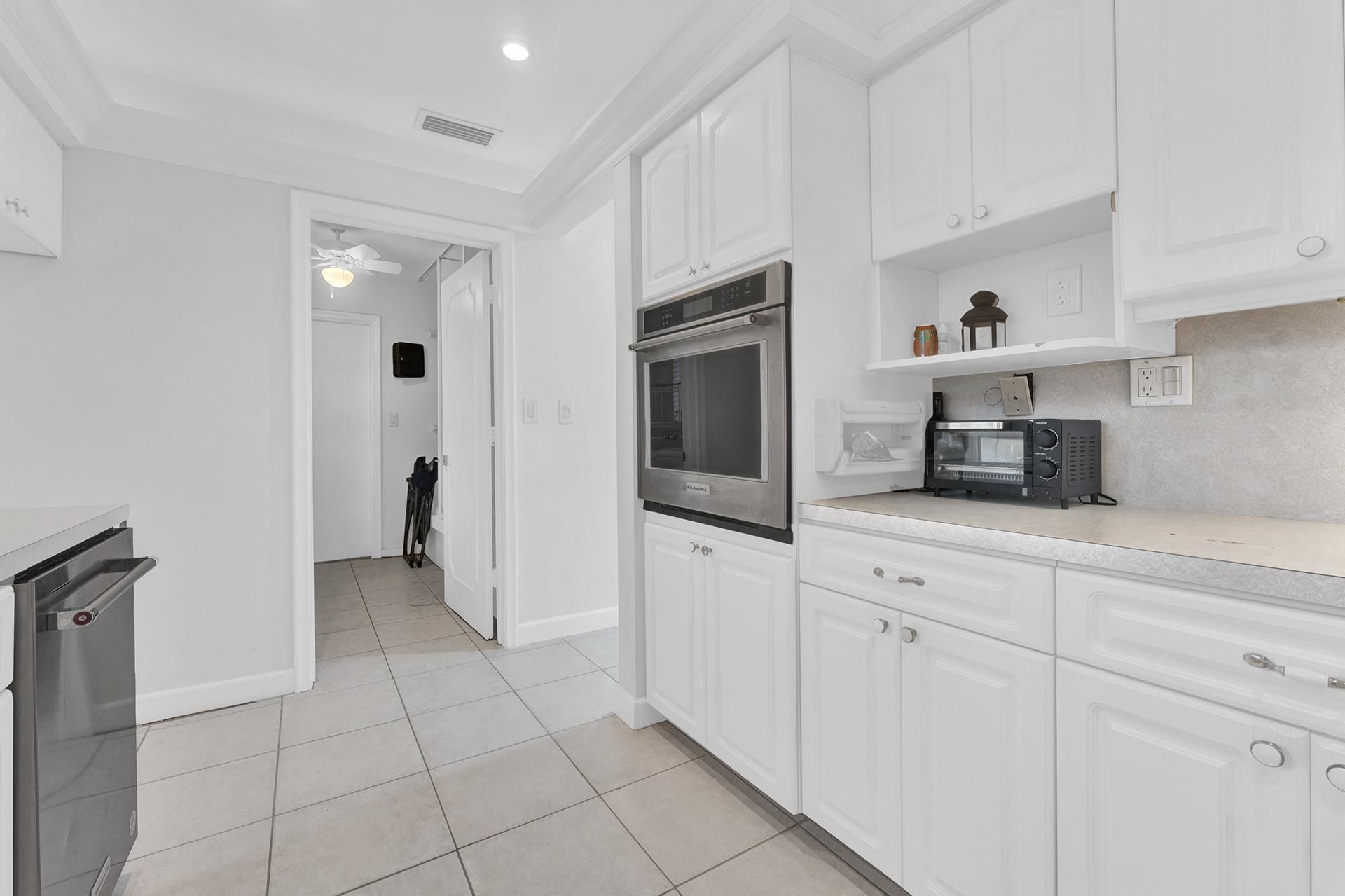 5921 NE 15th Avenue, Fort Lauderdale, FL 33334 Photo