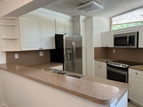 8285 Severn Drive, Unit B, Boca Raton, FL 33433