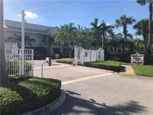 2755 Vista Parkway, Unit 2, West Palm Beach, FL 33411 Photo