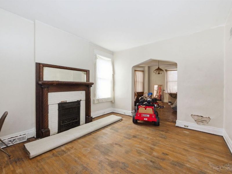 3443 Woodburn Avenue, Cincinnati, OH 45207 Photo 16