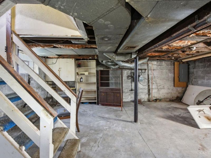 3443 Woodburn Avenue, Cincinnati, OH 45207 Photo 30