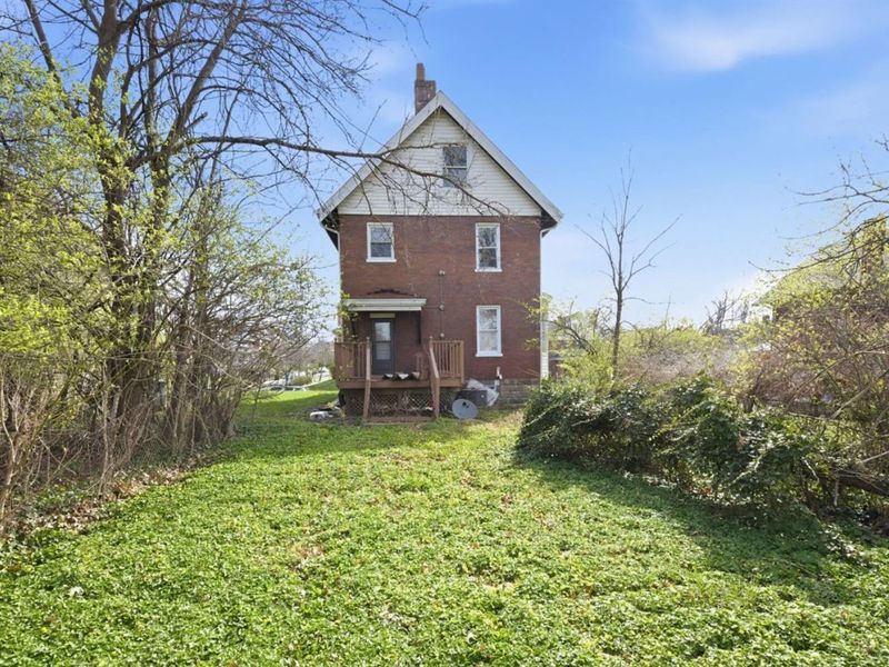 3443 Woodburn Avenue, Cincinnati, OH 45207 Photo 8