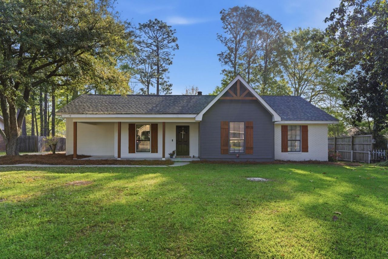 403 Kensington Dr., Hattiesburg, MS 39402 Main Photo