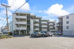 814 N Waccamaw Dr. photo 4