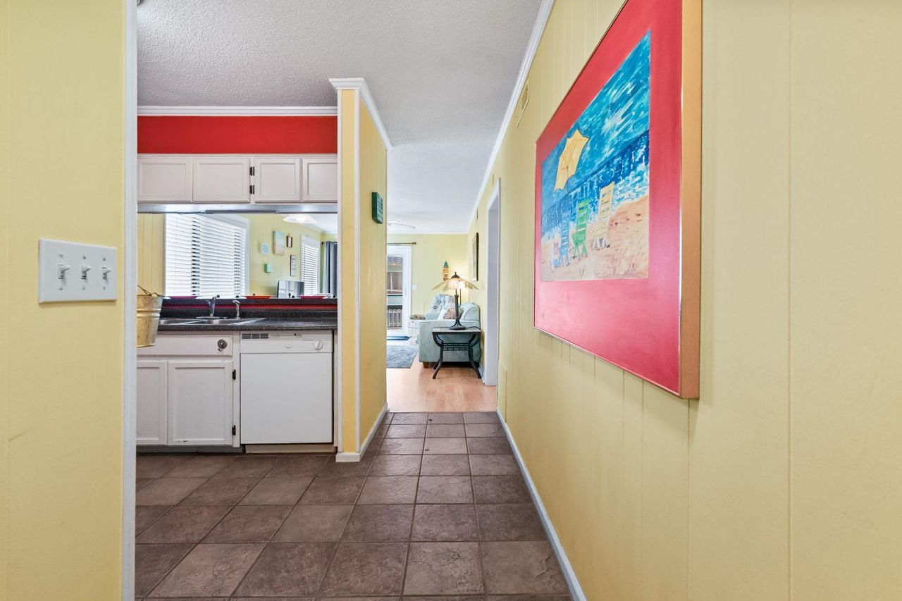 814 N Waccamaw Dr. Photo 9