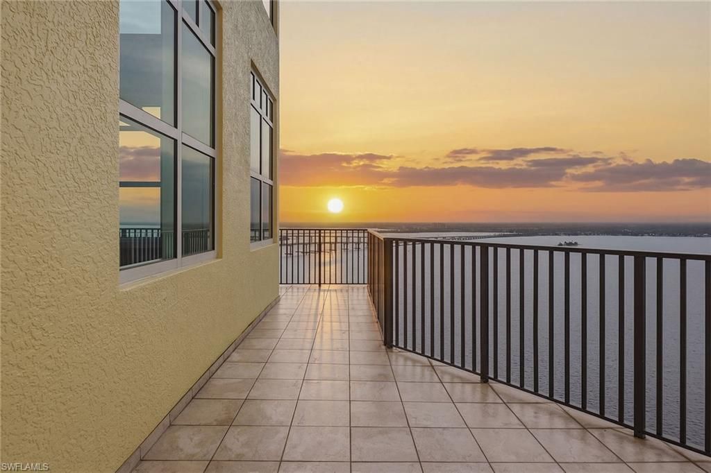 2797 1st St, Unit 2101, Fort Myers, FL 33916 Photo