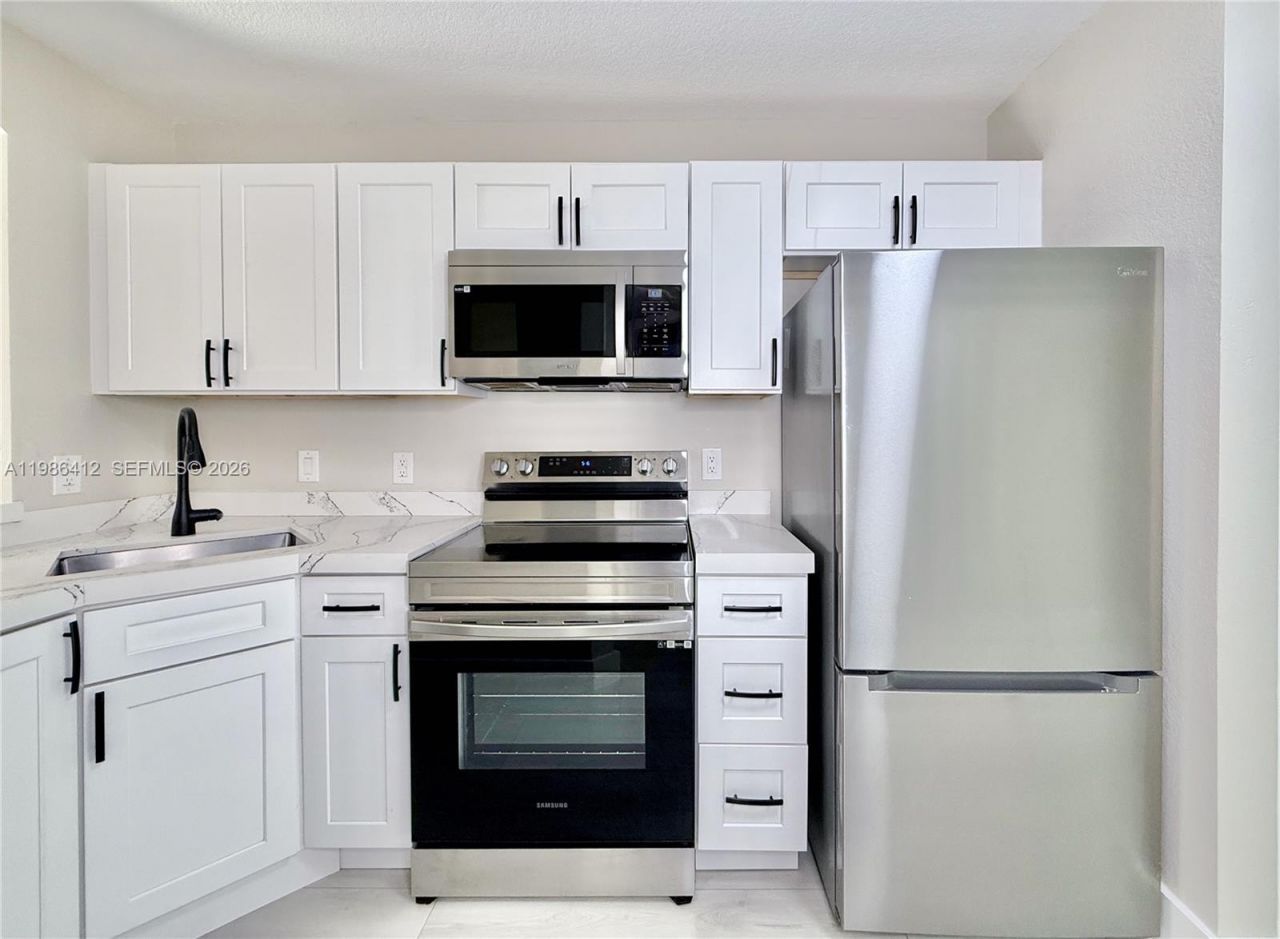 2251 NW 77th Way , Unit 102, Pembroke Pines, FL 33024 Photo