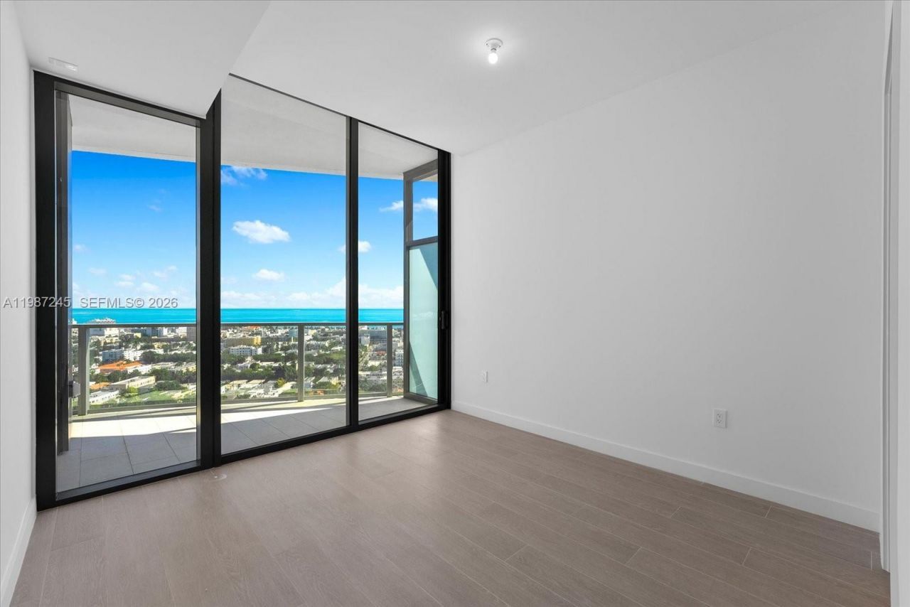 500 Alton Rd , Unit 2402, Miami Beach, FL 33139 Photo