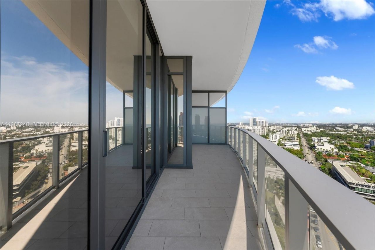 500 Alton Rd , Unit 2402, Miami Beach, FL 33139 Photo