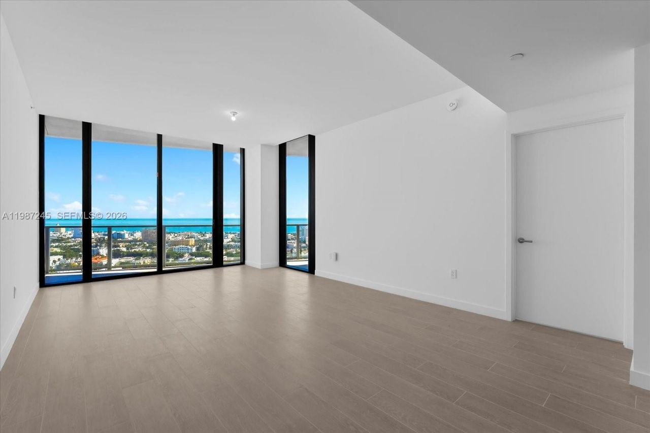 500 Alton Rd , Unit 2402, Miami Beach, FL 33139 Photo