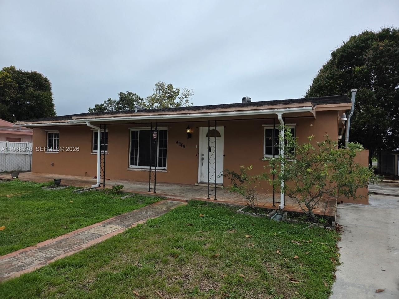 4946 NW 186th St, Miami Gardens, FL 33055 Main Photo