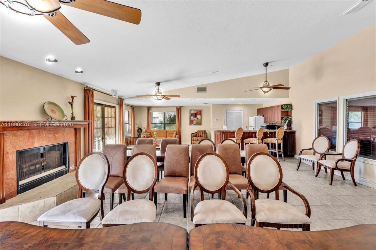 2796 S University Dr , Unit 2104, Davie, FL 33328 Photo