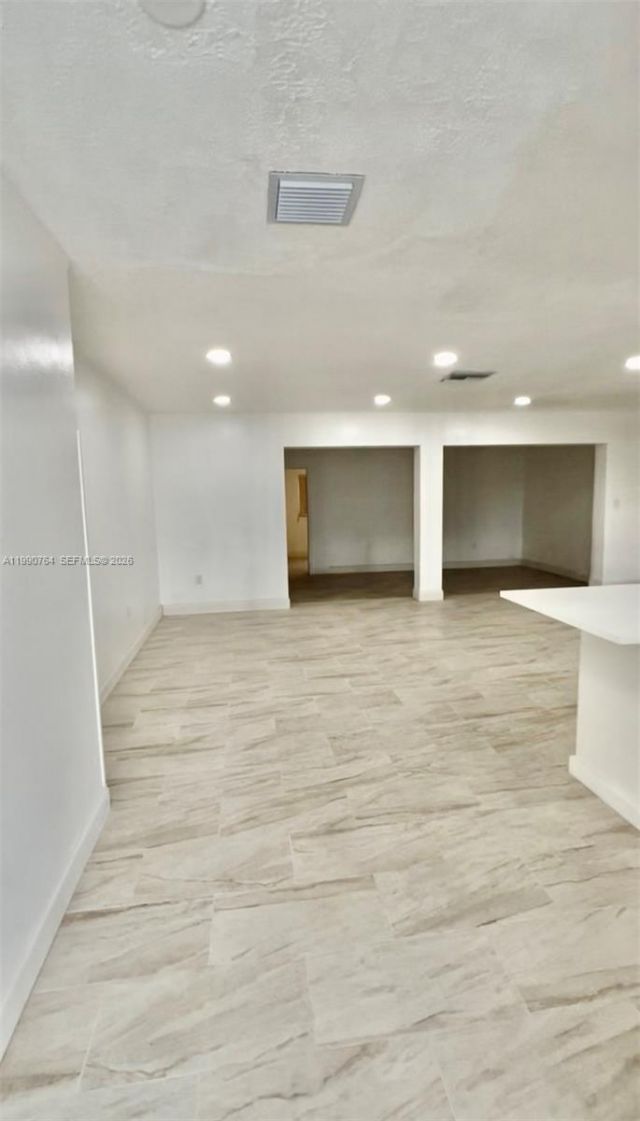1800 SW 87th Ave, Miami, FL 33165 Photo