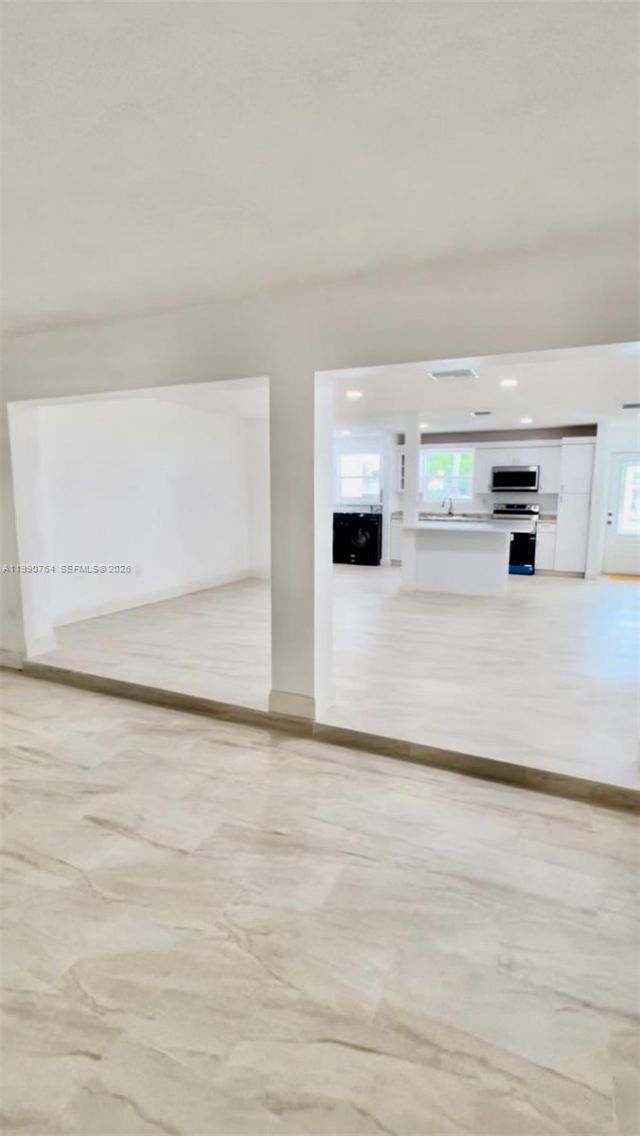 1800 SW 87th Ave, Miami, FL 33165 Photo