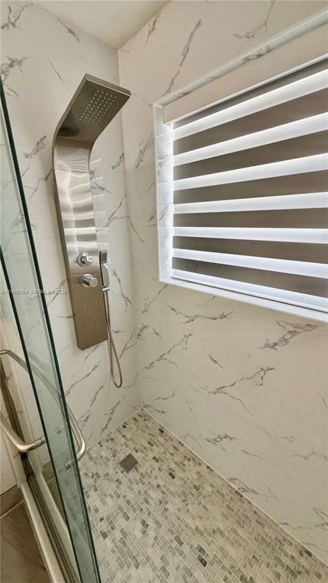 1800 SW 87th Ave, Miami, FL 33165 Photo