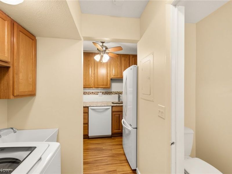 33803 Electric Boulevard, Unit A16, Avon Lake, OH 44012 Photo 16