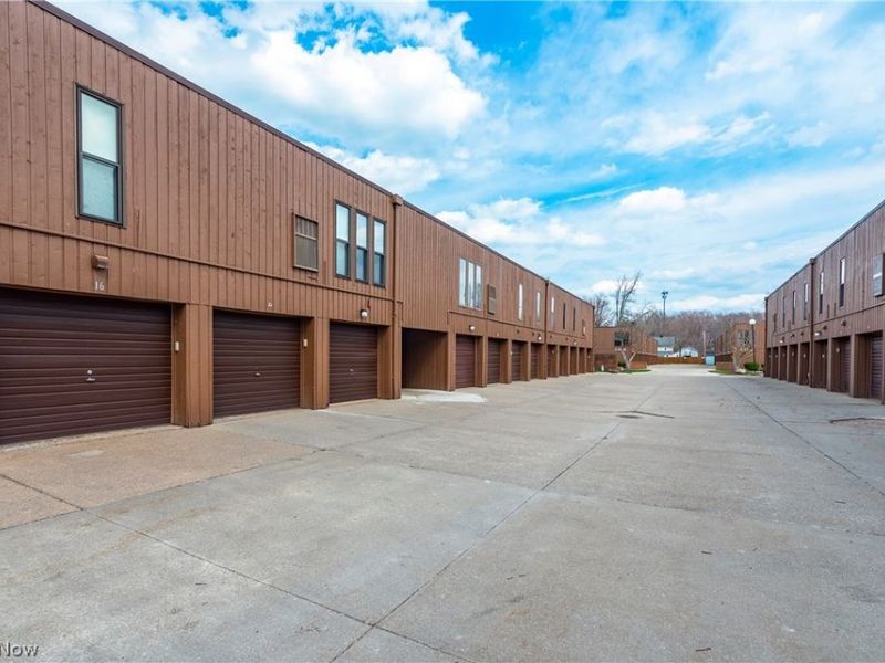 33803 Electric Boulevard, Unit A16, Avon Lake, OH 44012 Photo 37