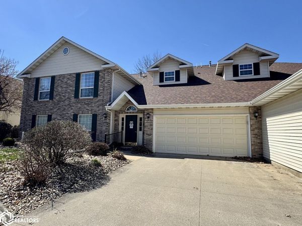 1505 Orchard Meadow Drive, Unit A, Burlington, IA 52601