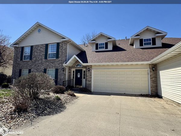 1505 Orchard Meadow Drive, Unit A, Burlington, IA 52601
