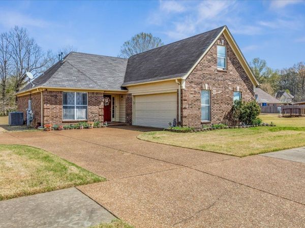 11799 VILLAGE CENTER ST, Arlington, TN 38002