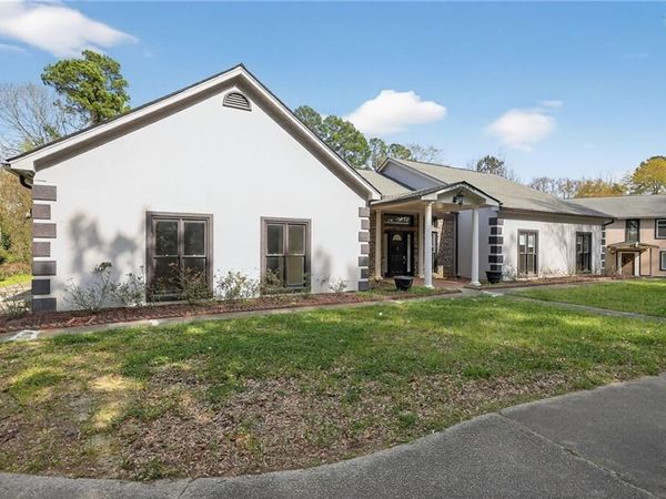 2320 Copper Trail Lane, Buford, GA 30519