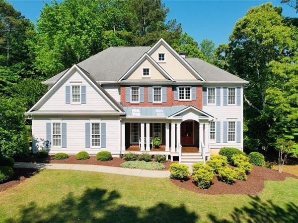 810 River Cove Drive, Dacula, GA 30019