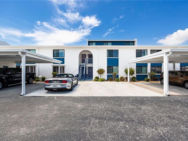 4904 Vincennes ST, Unit 204, CAPE CORAL, FL 33904