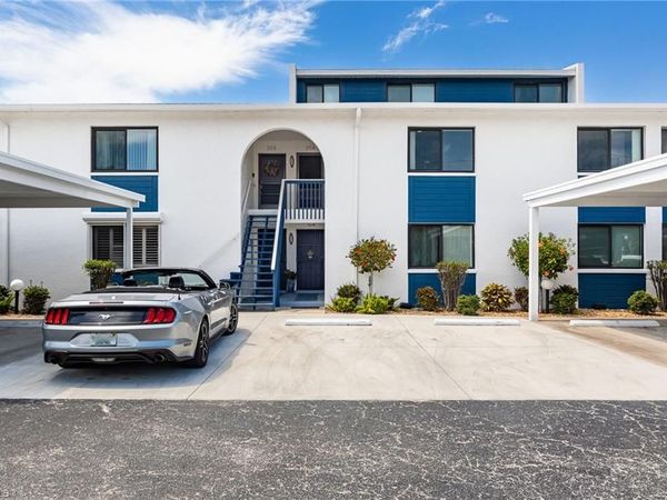 4904 Vincennes ST, Unit 204, CAPE CORAL, FL 33904