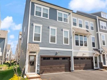 1719 BEECH LEAF STREET , DUMFRIES, VA 22026