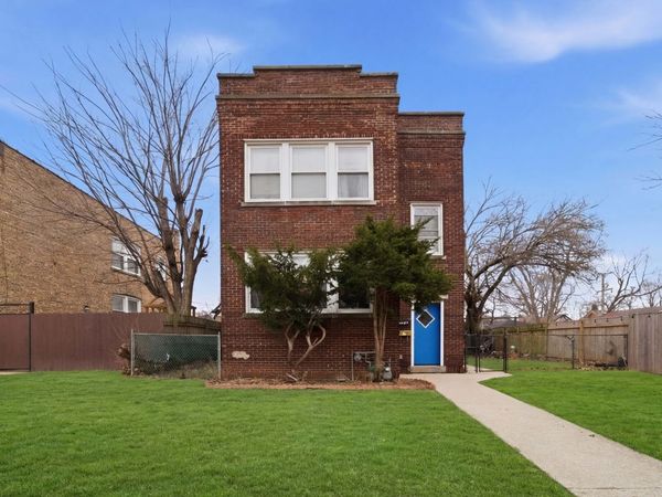 137 S 16th Avenue , Maywood, IL 60153