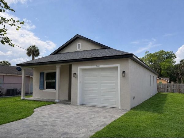 1606 PEACH AVENUE , SANFORD, FL 32771