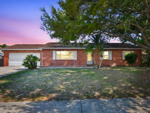 116 MARY KAY COURT , BRANDON, FL 33511