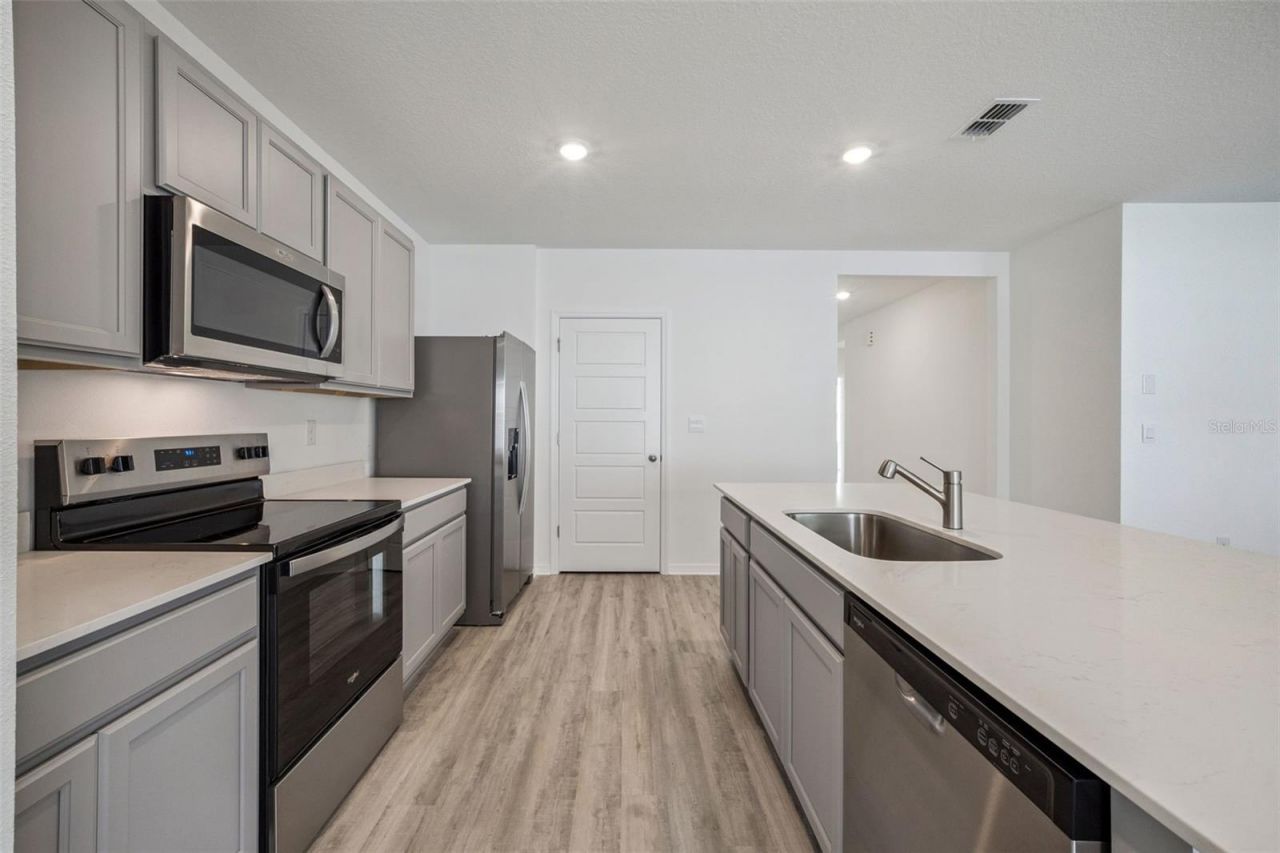 3515 Nettle Loop, Tavares, FL 32778 Photo