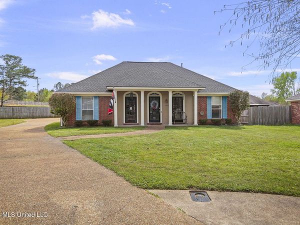1228 Crossview Court, Brandon, MS 39042
