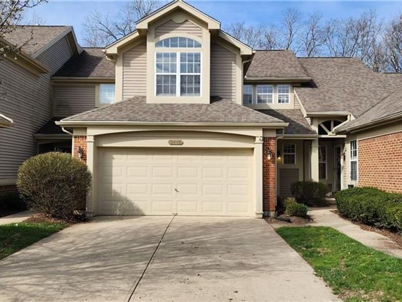 3946 W Summit Ridge Drive, Beavercreek, OH 45430 Photo 1