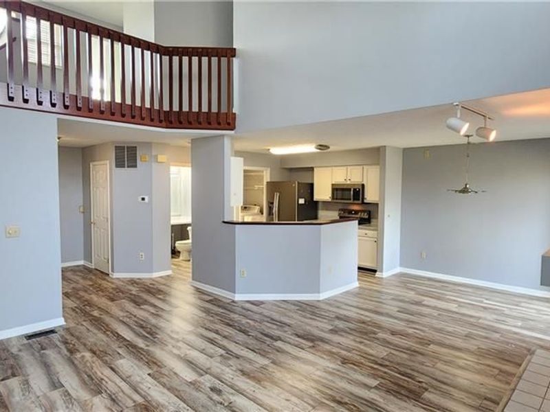 3946 W Summit Ridge Drive, Beavercreek, OH 45430 Photo 4