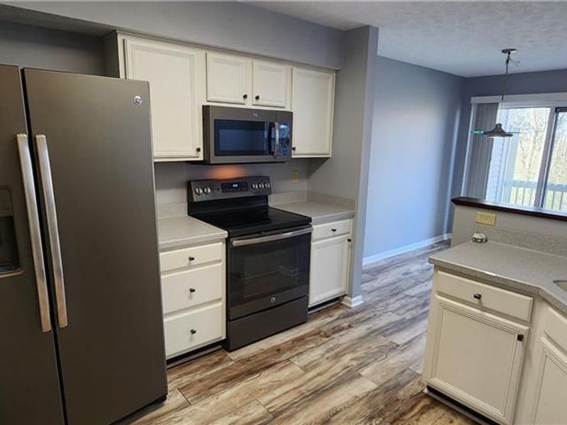 3946 W Summit Ridge Drive, Beavercreek, OH 45430 Photo 7