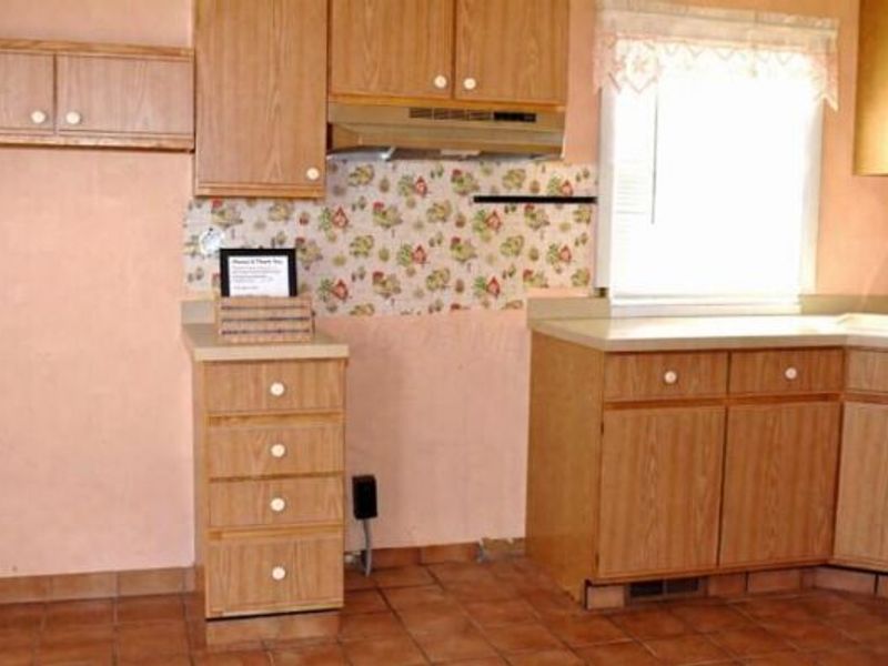 2873 Ontario Street, Columbus, OH 43224 Photo 8