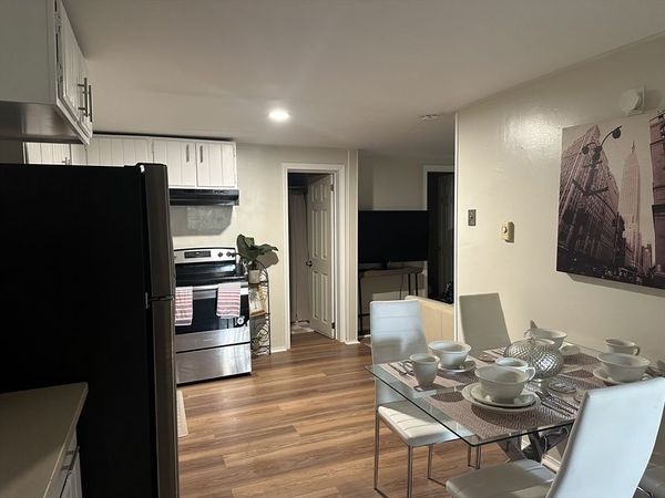 38 Byers St, Springfield, MA 01105